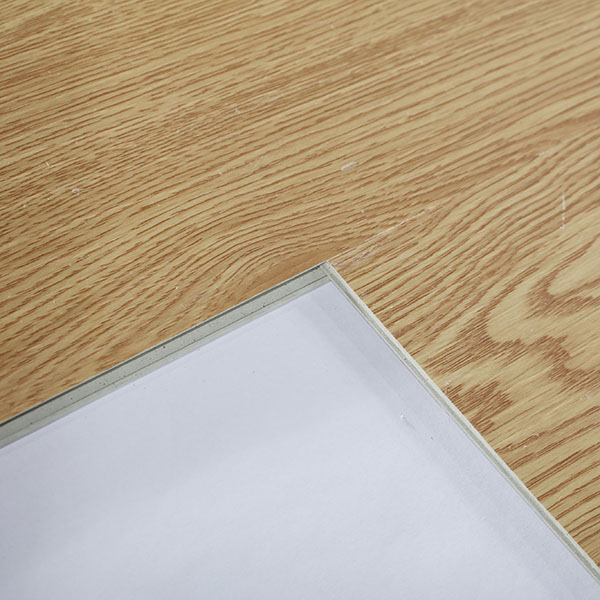 Luxury Vinyl SPC Flooring 4mm-Thickness 0.3mm-Wearlayer Wood Grain SHX001